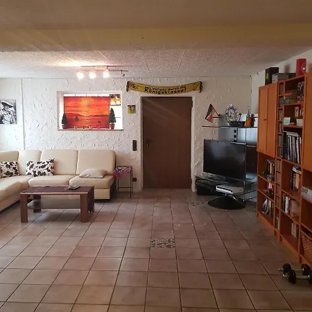 Und Monteurwohnung Mit Grosser Begehbarer Dusche * Luenen