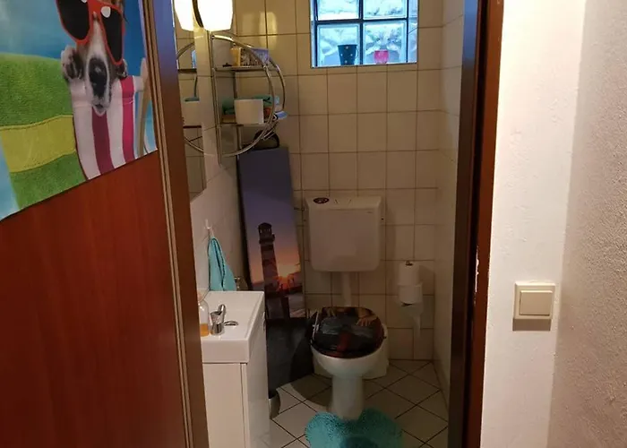 Und Monteurwohnung Mit Grosser Begehbarer Dusche Appartement *